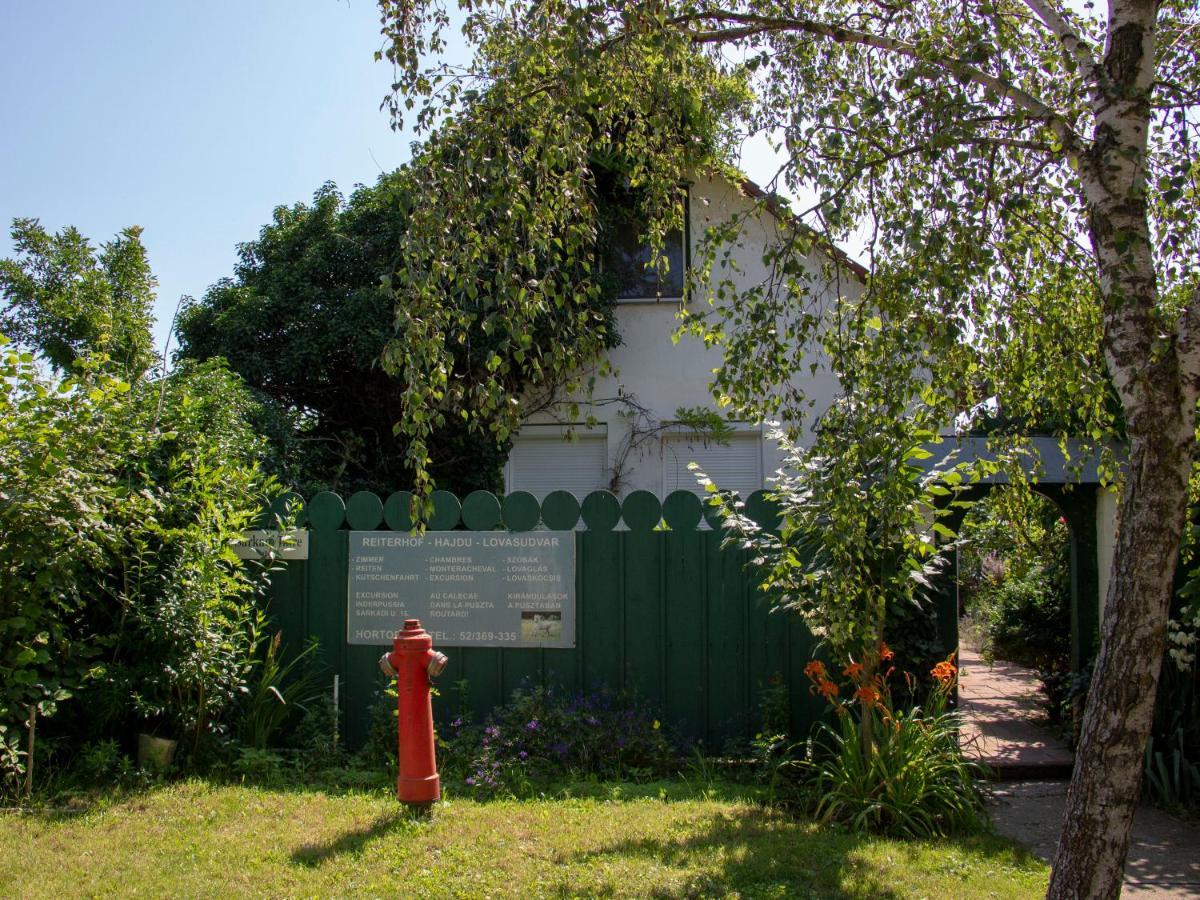 Hajdu Lovasudvar Hortobagy Exterior photo